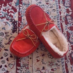 Red Ugg Moccasins 🍒 Sheep Wool Sherling Slippers Rare Color